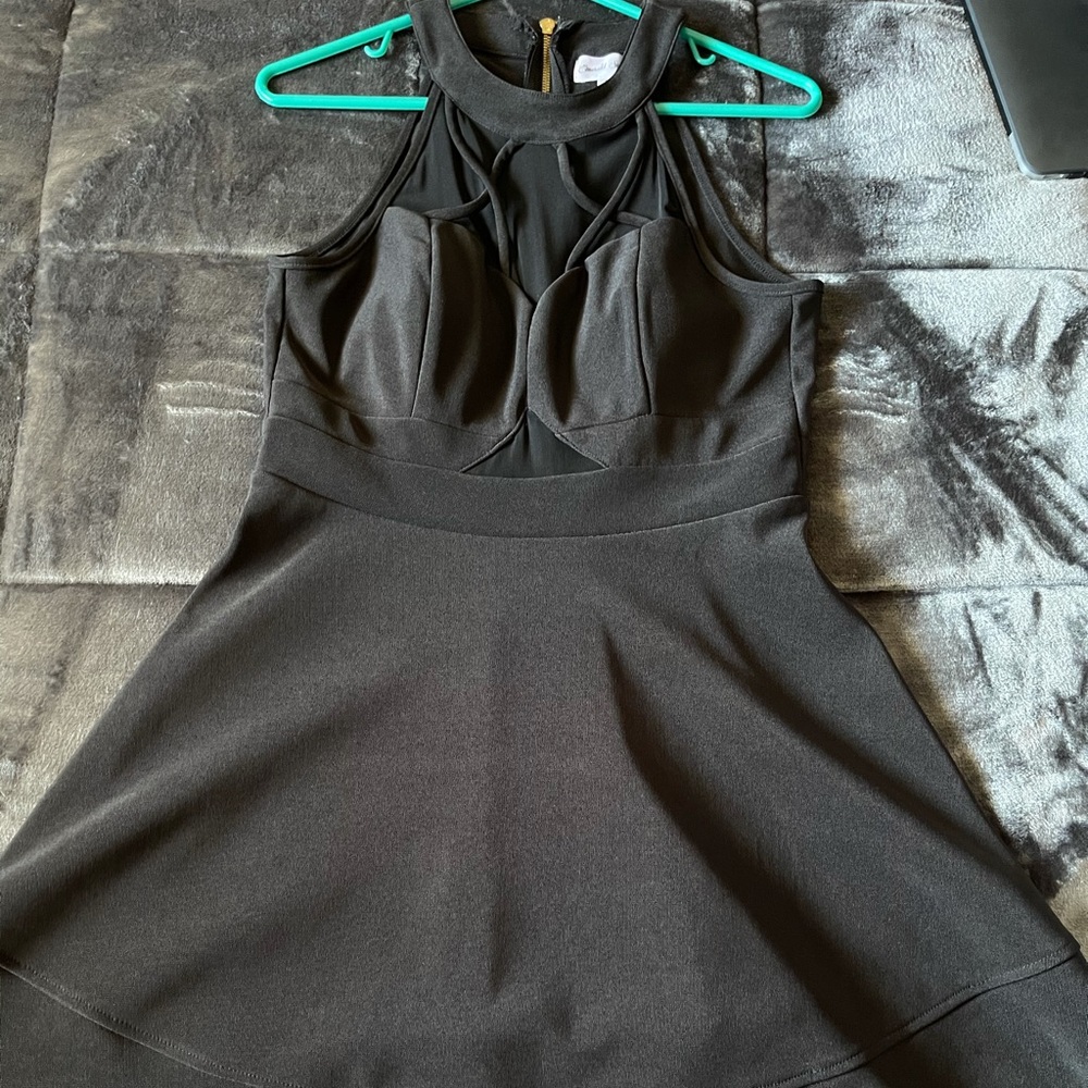 Girl’s homecoming dress